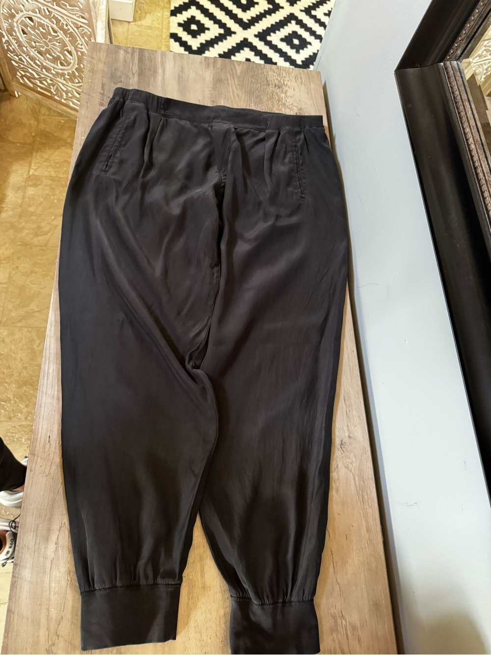 ATM Anthony Thomas Melillo Black Cropped Jogger Pants - Picture 3 of 11